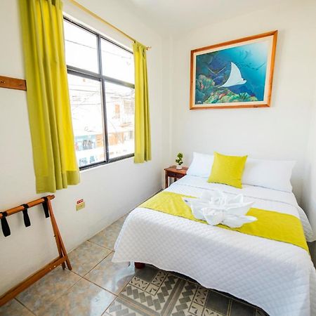 Suites En El Centro Puerto Ayora  Luaran gambar