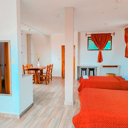 Suites En El Centro Puerto Ayora  Luaran gambar