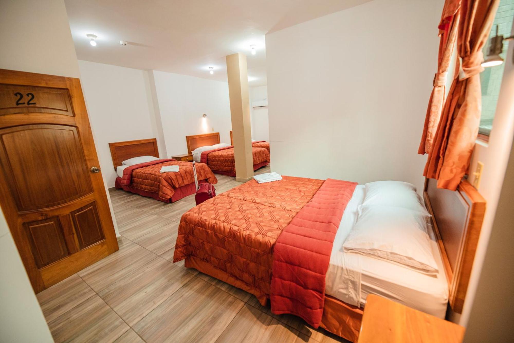 Suites En El Centro Puerto Ayora  Luaran gambar