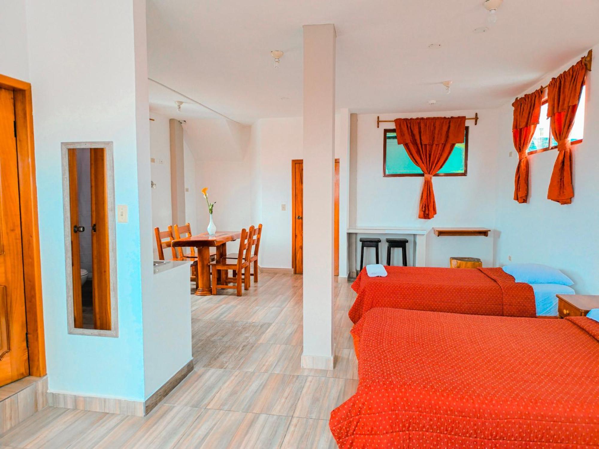 Suites En El Centro Puerto Ayora  Luaran gambar