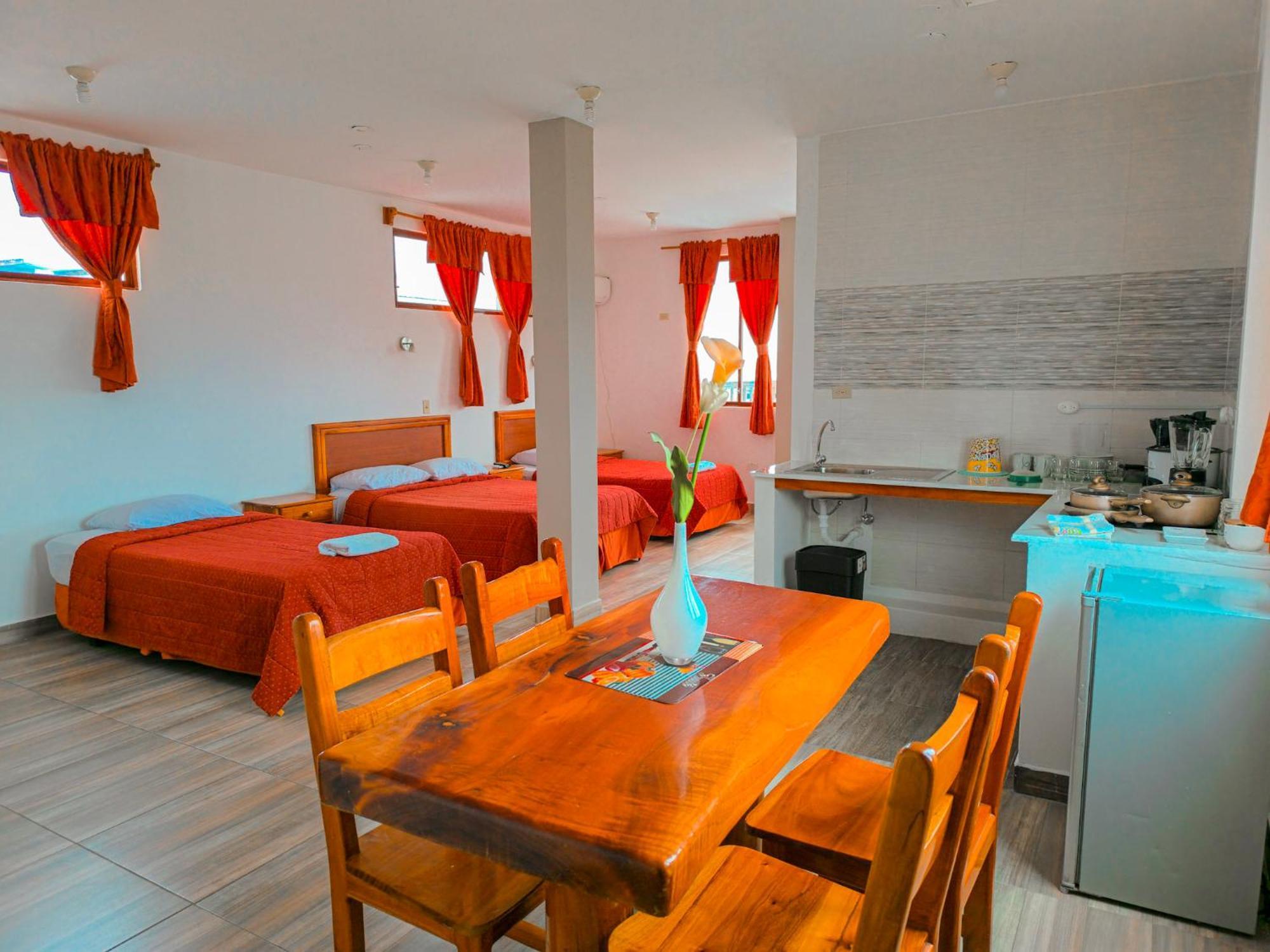 Suites En El Centro Puerto Ayora  Luaran gambar