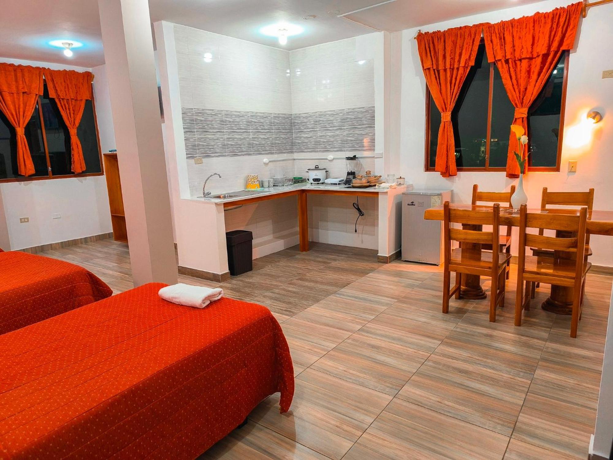 Suites En El Centro Puerto Ayora  Luaran gambar